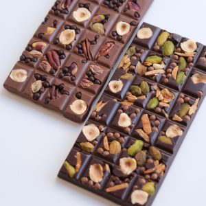 Tablette de chocolat mendiants aux fruits secs